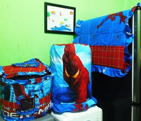 spiderman%20biru.jpg
