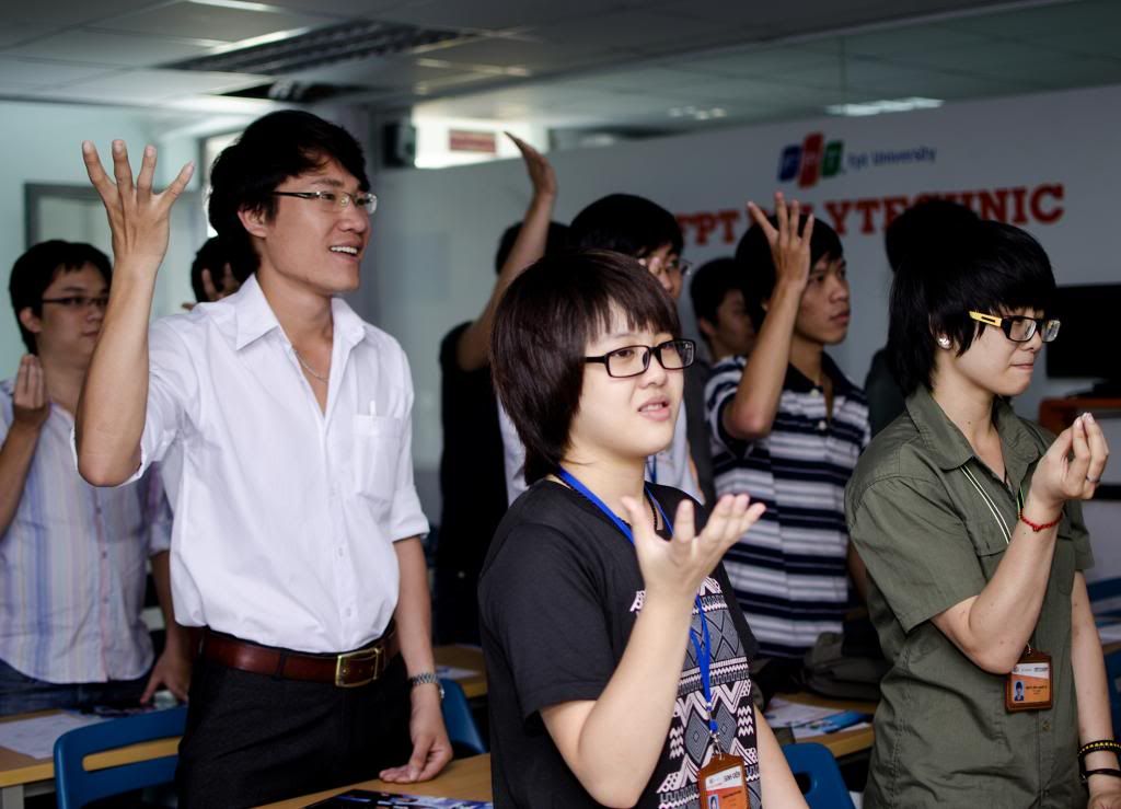 Sinh viên Cao đẳng thực hành FPT Polytechnic Hồ Chí Minh trong buổi giao lưu