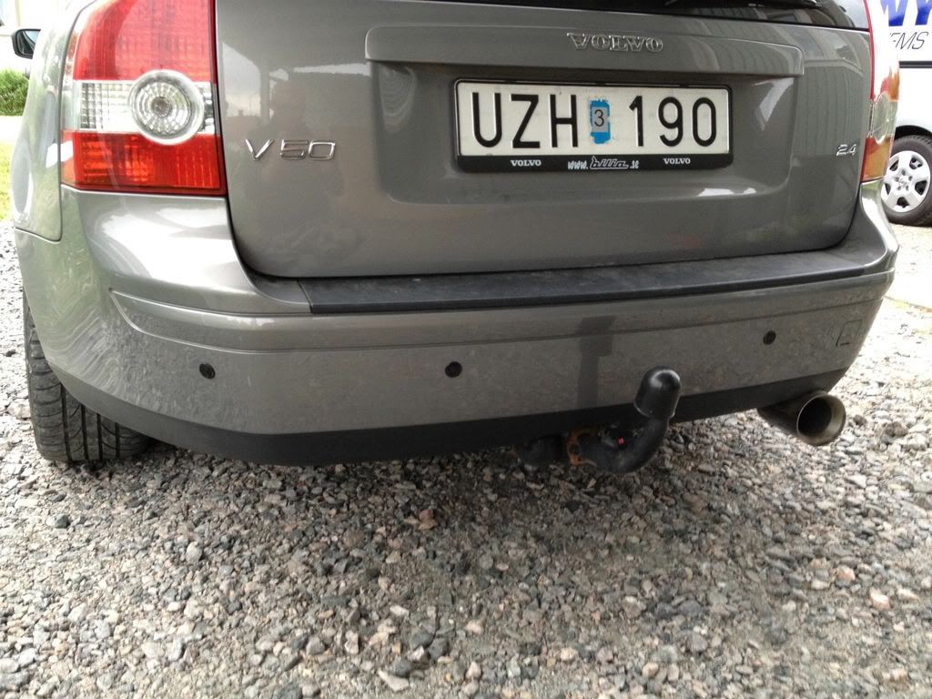 http://i1071.photobucket.com/albums/u506/fredrikbjork/Volvo%20V50/7e08b258.jpg