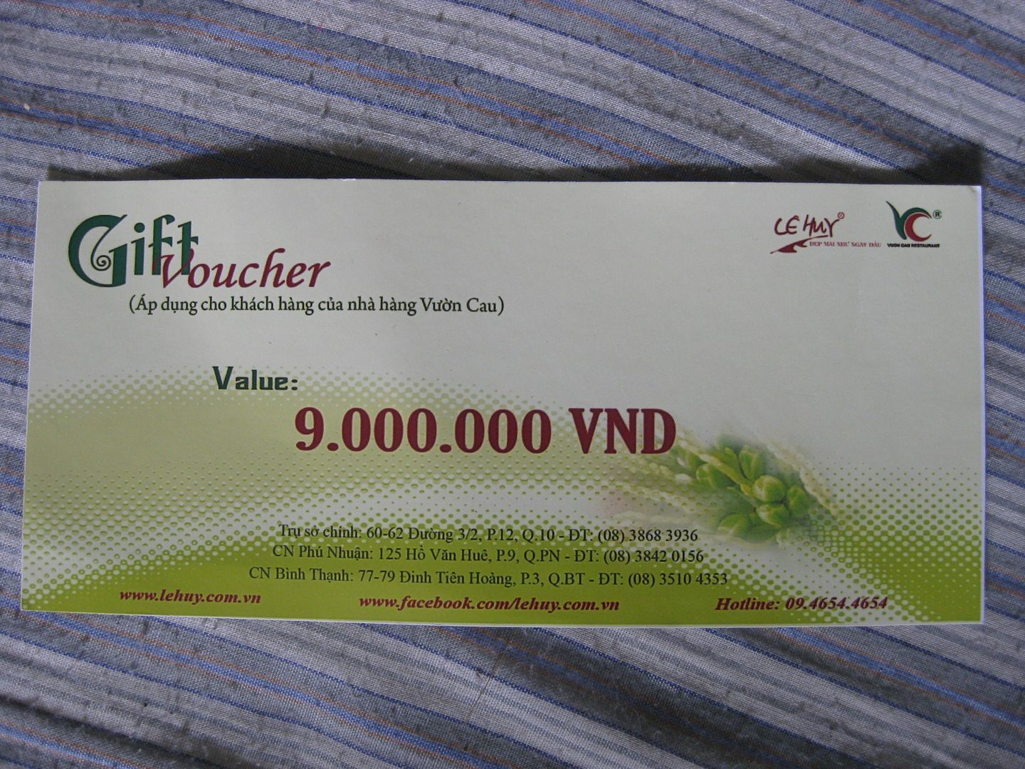 Voucher chụp ảnh cưới và mua trang sức trị giá 11tr