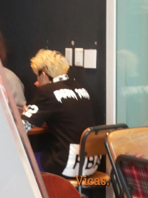  photo ahiFpfe_zpsceeb3f38.jpg