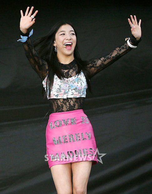  photo 2ZBkhLf_zpsf316512f.jpg