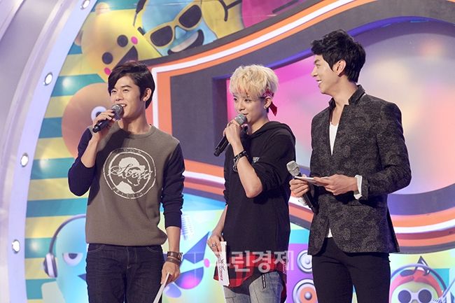  photo DzJTWds_zpse7358d36.jpg