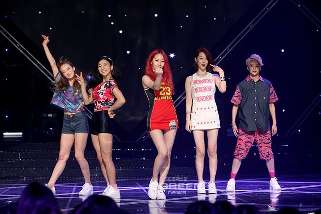  photo YD0jAAG_zpscc4cc76a.jpg