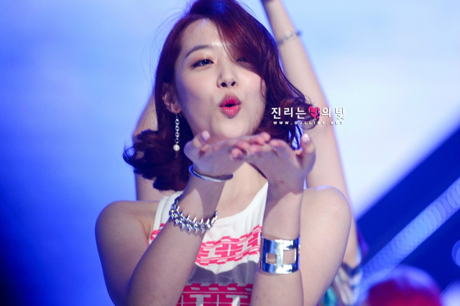  photo dv5HzMM_zps428f52ce.jpg