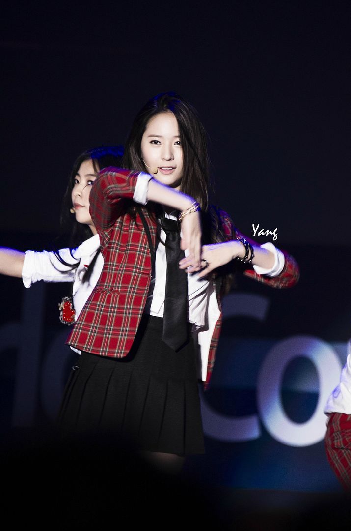 photo 3jeTY68_zpsee7ff6f6.jpg