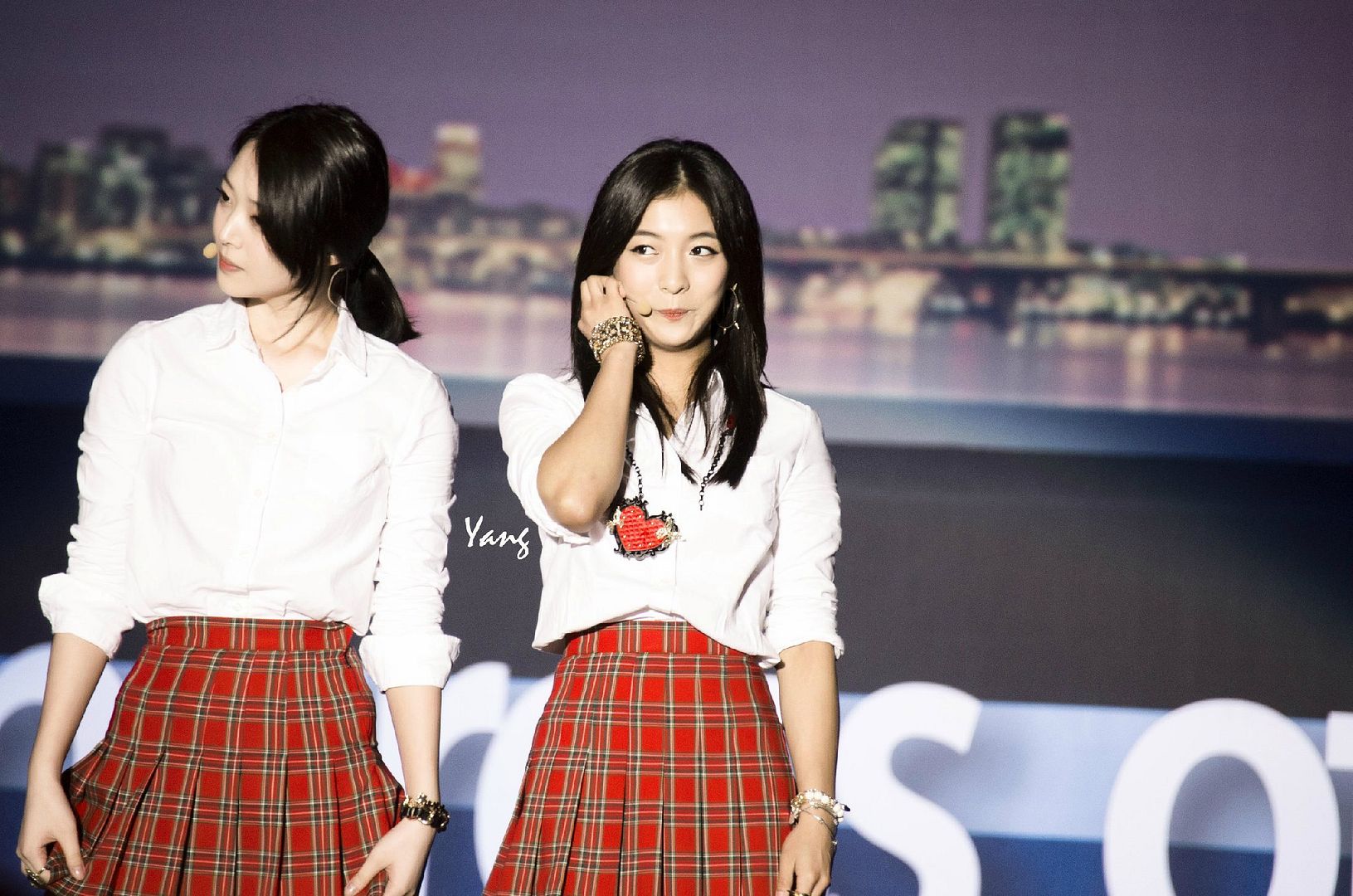 photo U0O5gY0_zpse9cbb6bf.jpg