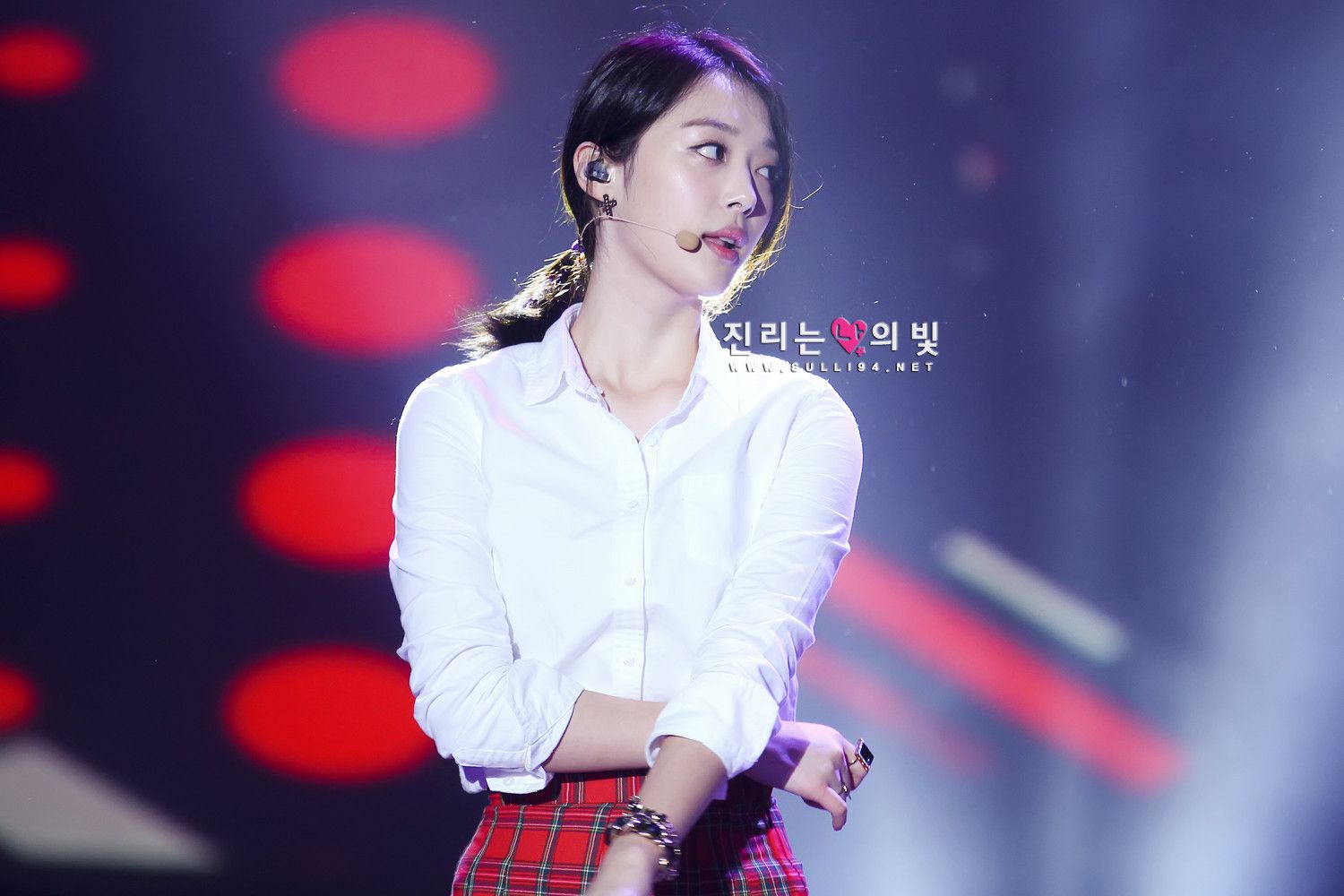 photo sSMF5Zt_zpsc231d097.jpg