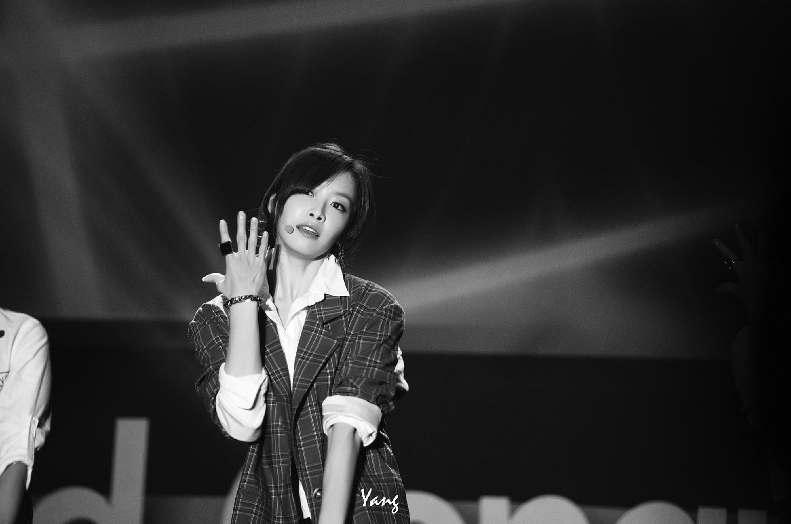 photo xtAeUI4_zps0a566a31.jpg