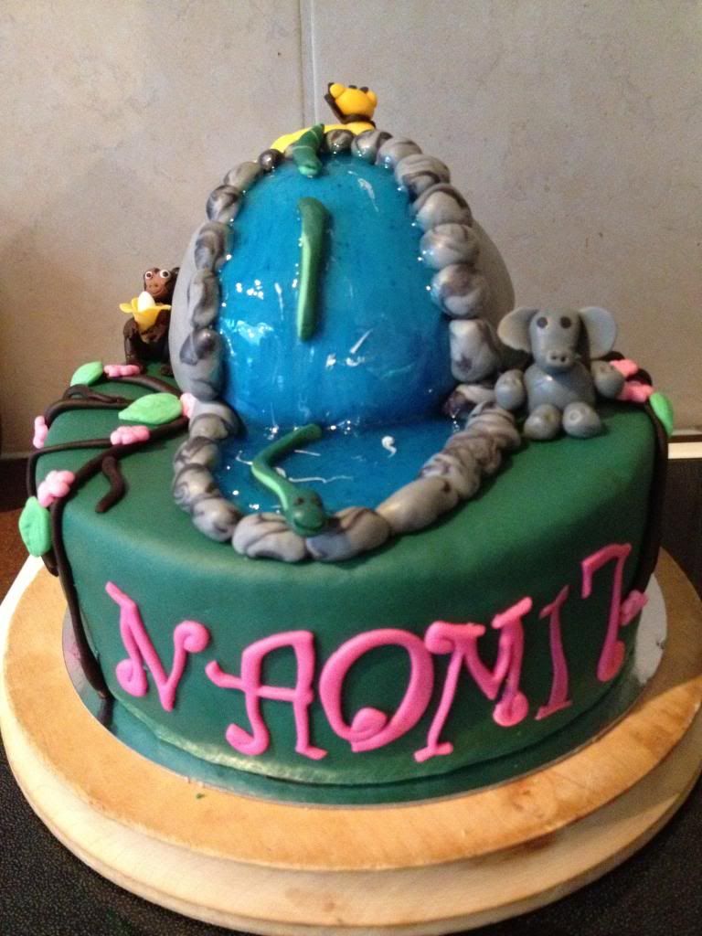 http://i1071.photobucket.com/albums/u509/Joenna2010/Jungletaart_zpsef3d9e84.jpg