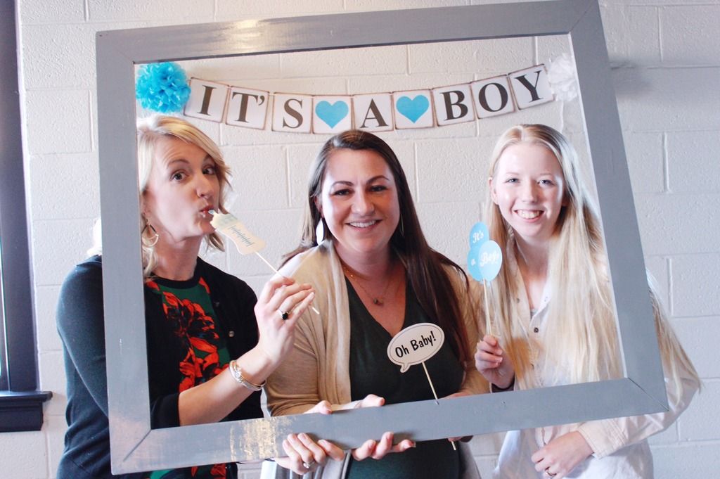  Baby Shower Photo Booth Fun