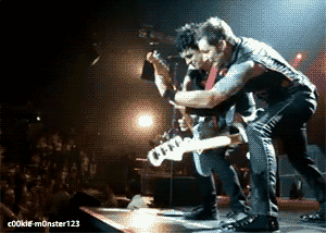 tumblr_lq7rywpQ701qjqizro1_400.gif