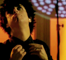 tumblr_lqatmcT6qX1r14qevo2_250.gif