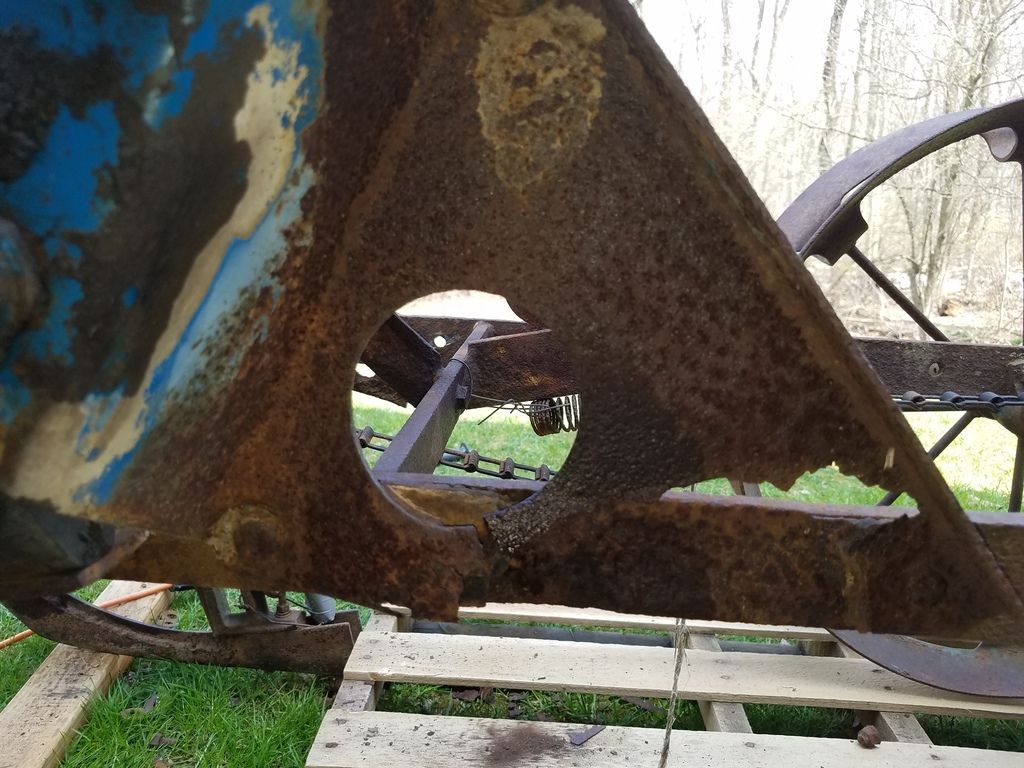 Still need to find front runners. Everything spins and I did pit the corn in the hopper and it drops several kernels into the hole, so does anyone know what ...